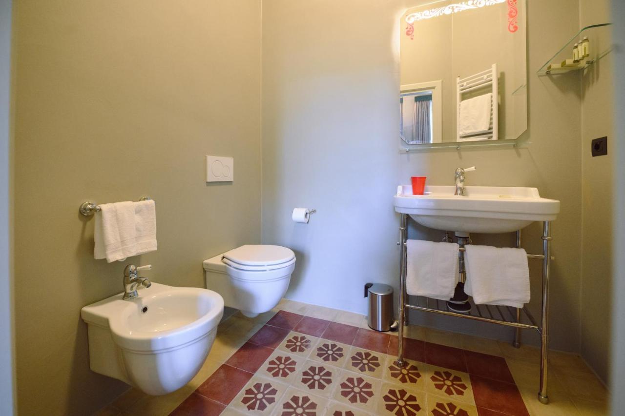 Palazzo Froussard B&B And Living Lucca Eksteriør bilde