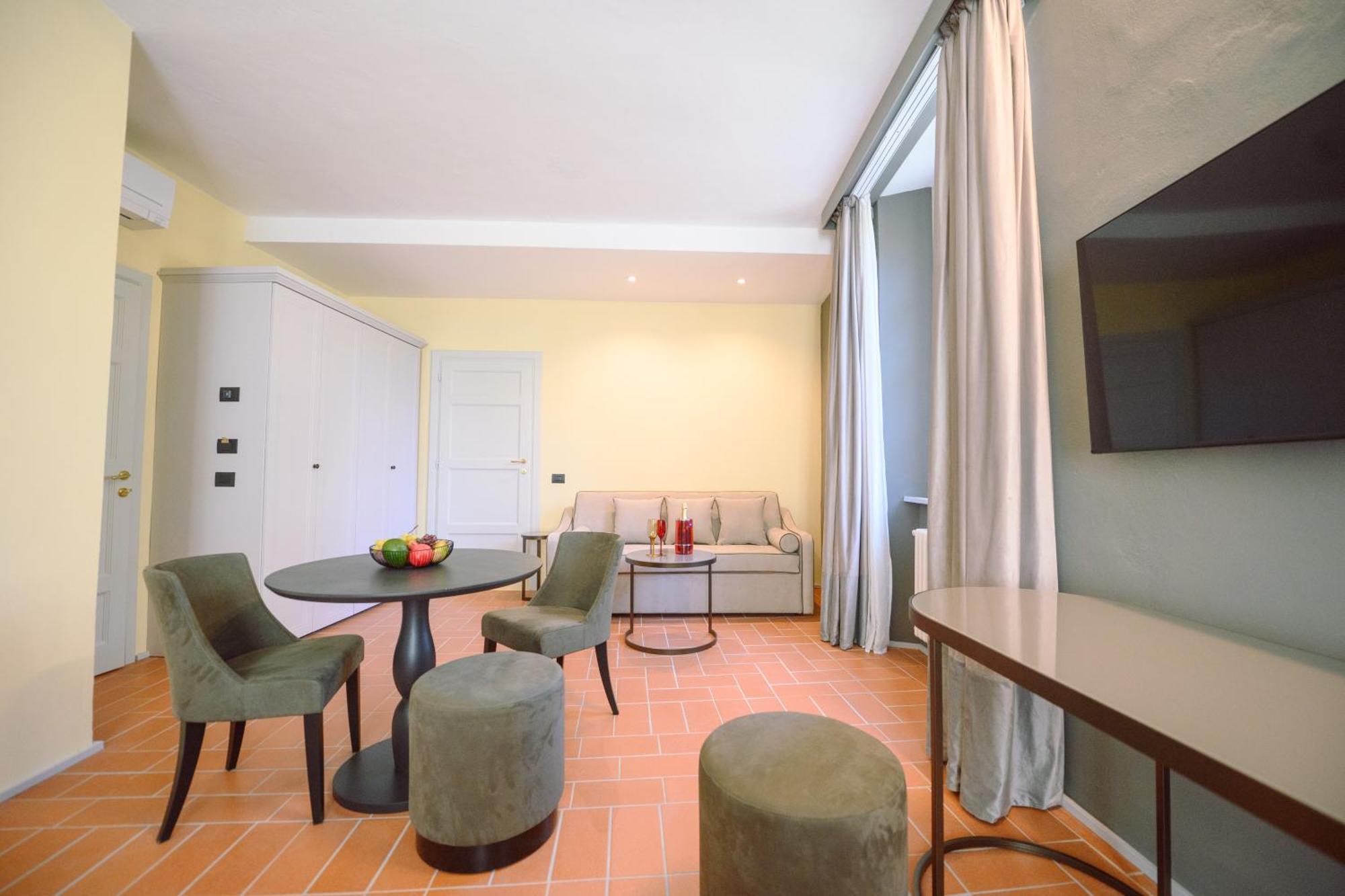Palazzo Froussard B&B And Living Lucca Eksteriør bilde